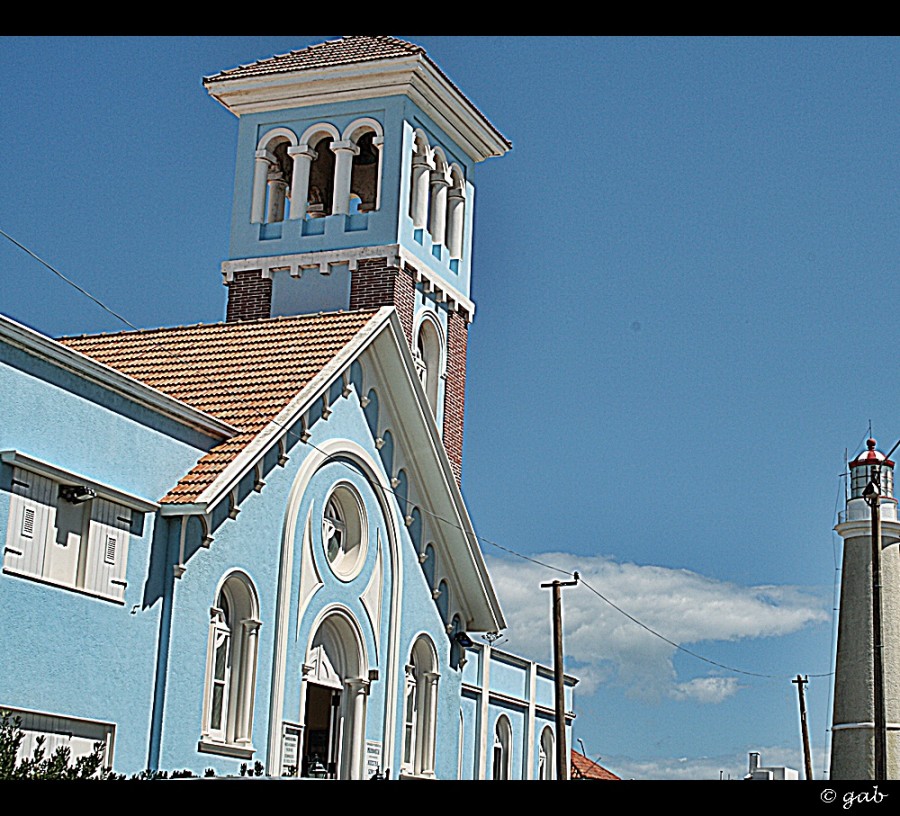"Iglesia Punta del este" de Gabriela Gallo