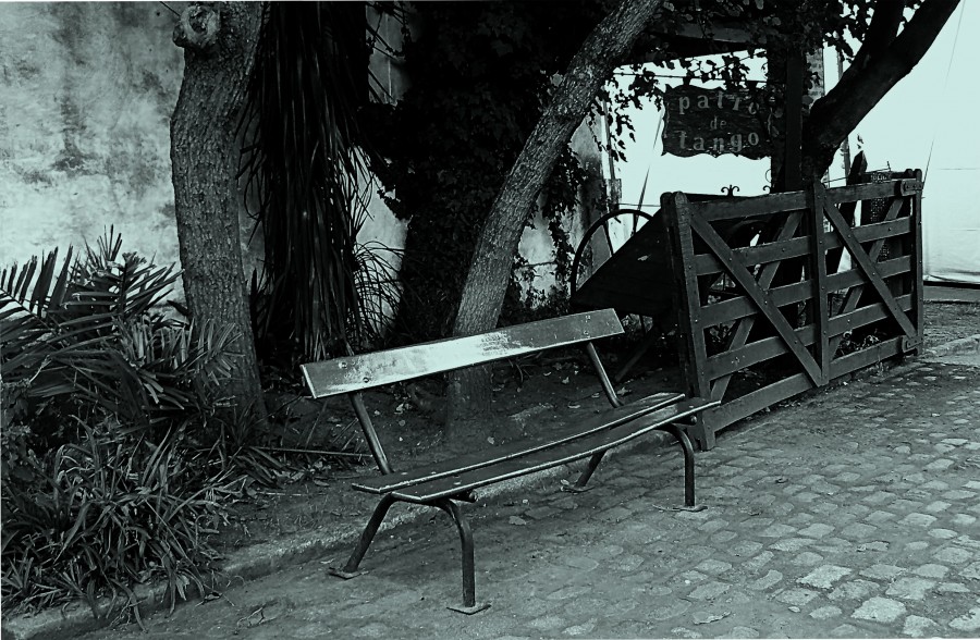 "Al patio de Tango" de Nora Lilian Iturbide ( Noral )