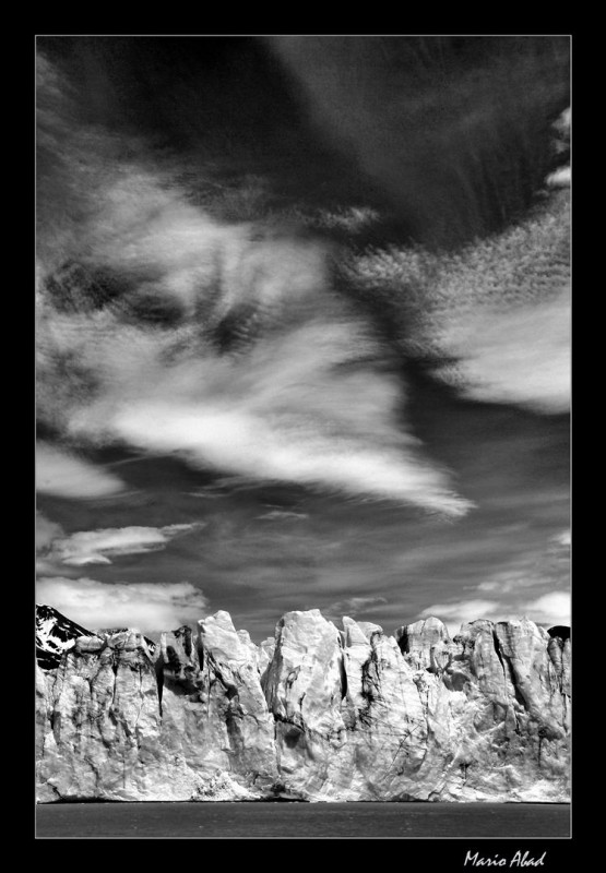 "Glaciares y nubes" de Mario Abad