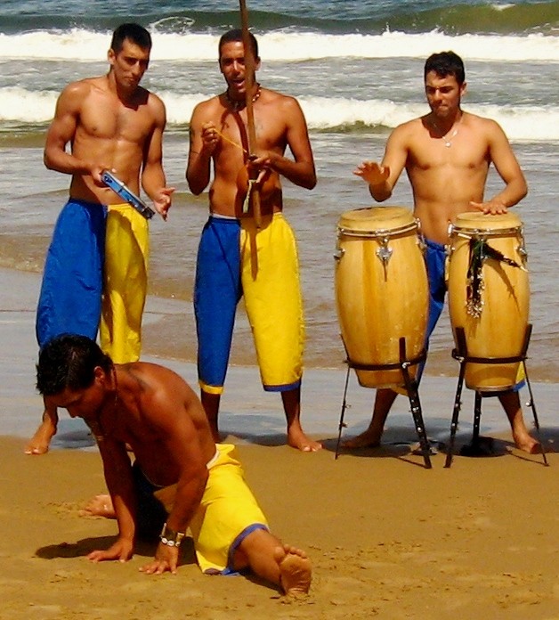 "Capoeira II" de Luis Alberto Salvarezza