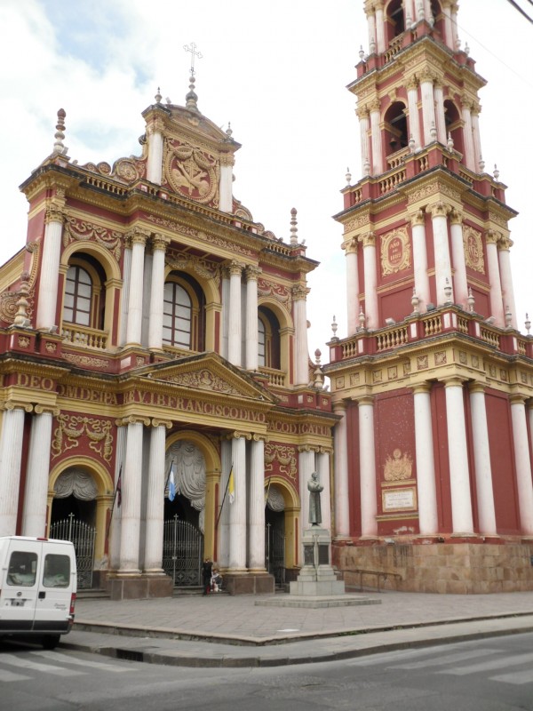 "Iglesia San Francisco" de Ana Maria Real