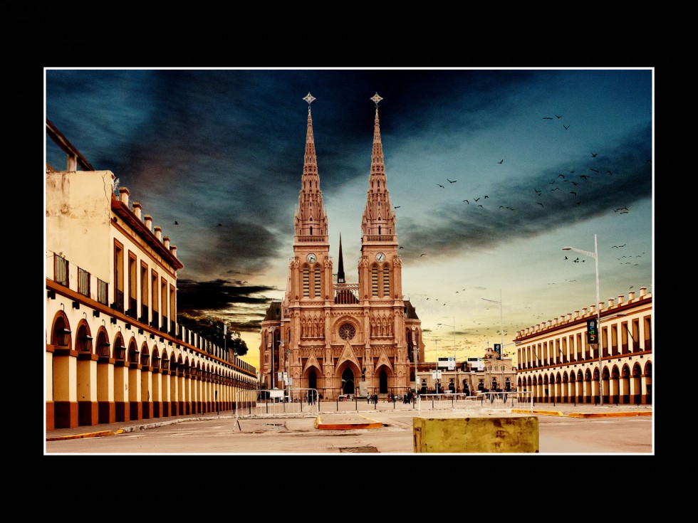 "Basilica 2" de Jose Luis Anania