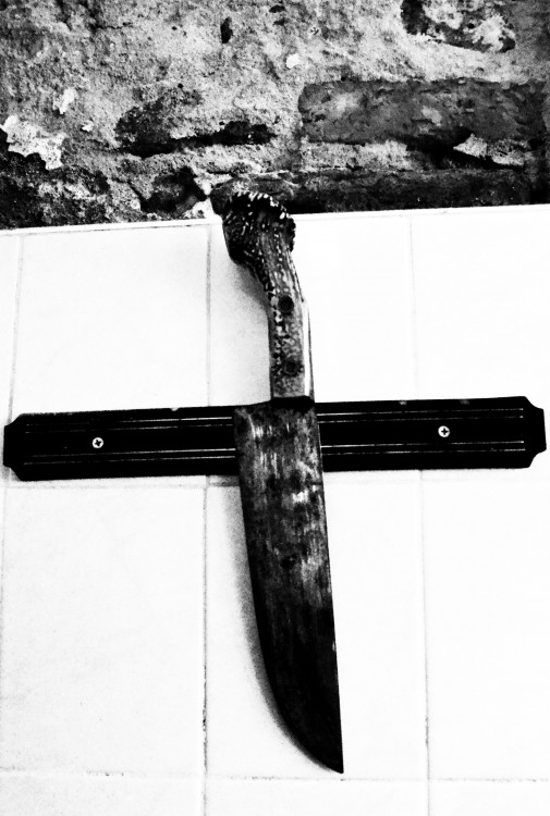 "cruz" de Maria Victoria Cuenca