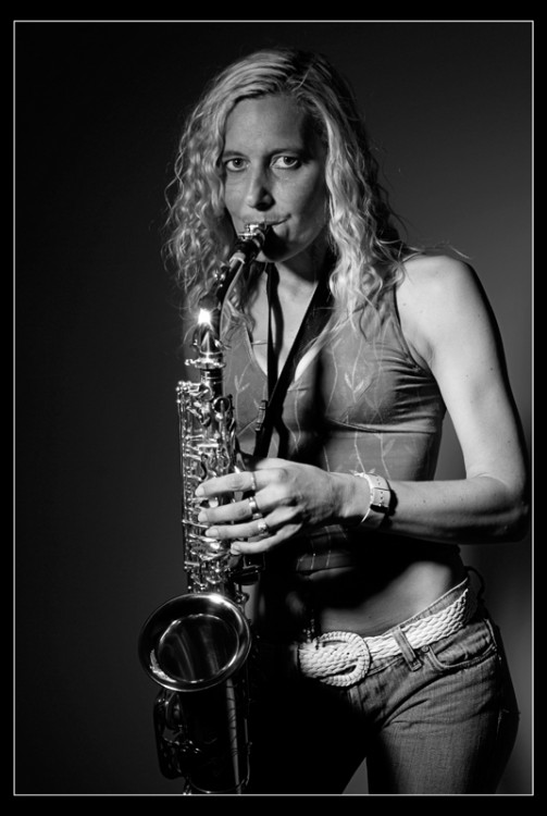 "La Saxofonista" de Patricia Dreise