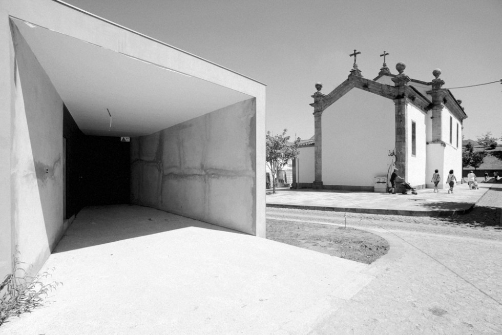 "Arquitecturas" de Luis Raposo