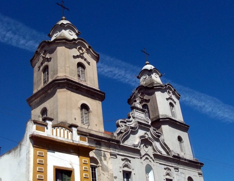 "Iglesia de la Virgen del Pilar" de Andres Mancuso