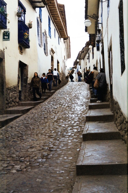 "Callejuela de Cuzco II" de Ricardo H. Molinelli