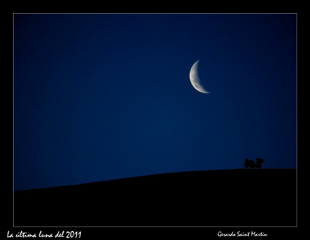 "La ltima luna de 2011" de Gerardo Saint Martn