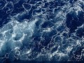 simplemente agua `del mar Egeo`