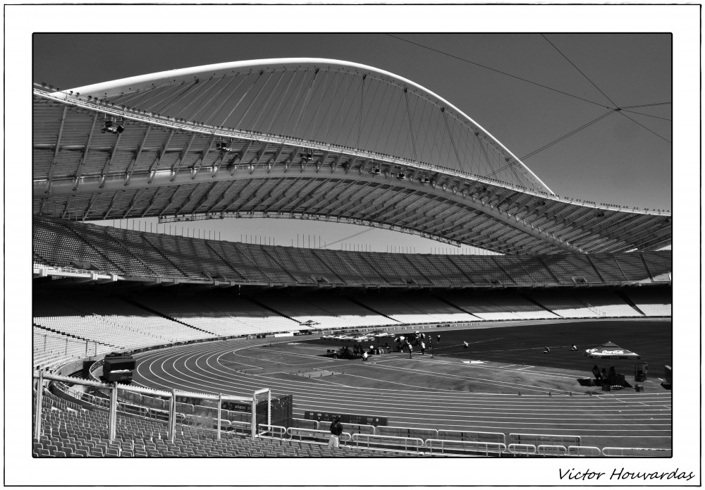 "el estadio olimpico" de Victor Houvardas