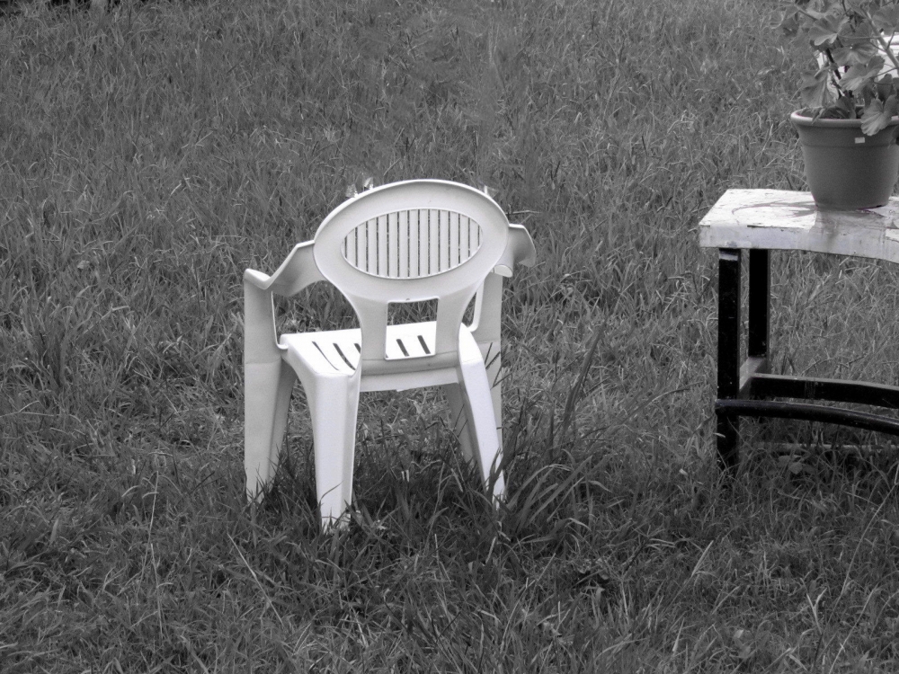"Sit down, please." de Hugo Zadunaisky