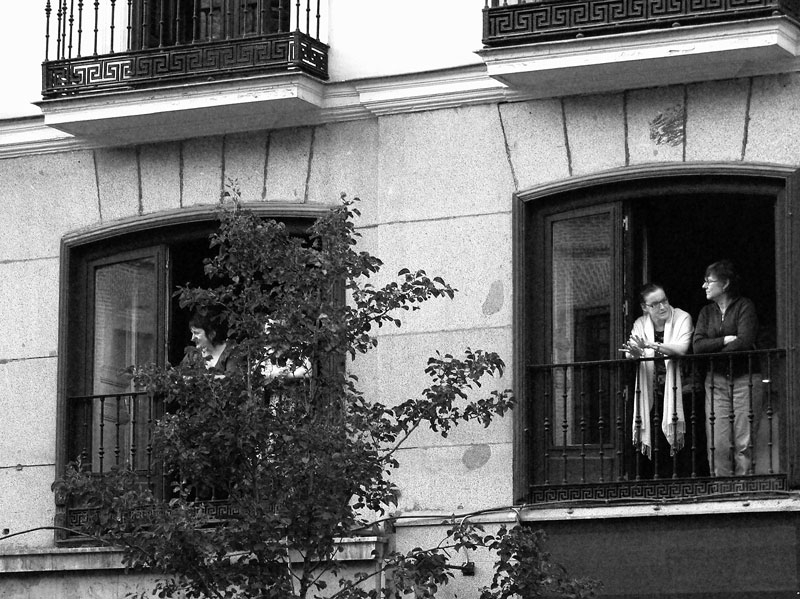 "Balcones y ventanas. LXIV." de Felipe Martnez Prez