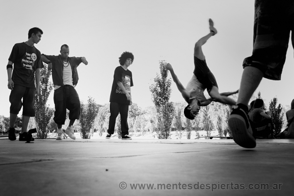 "Bailando en la Calle" de Sergio Marcelo Redondo