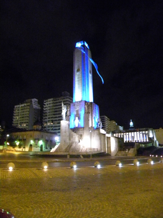 "Monumento a la Bandera" de Silvia Mdica