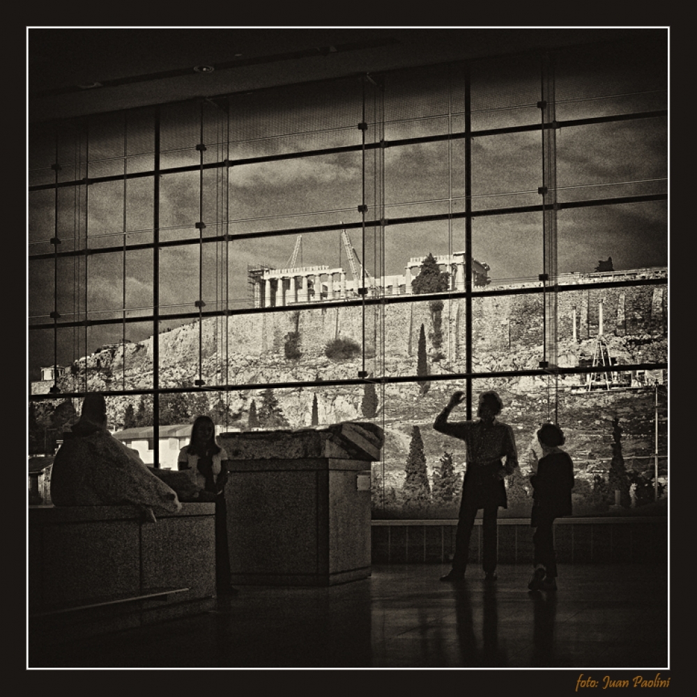 "El museo- Atenas" de Juan Antonio Paolini