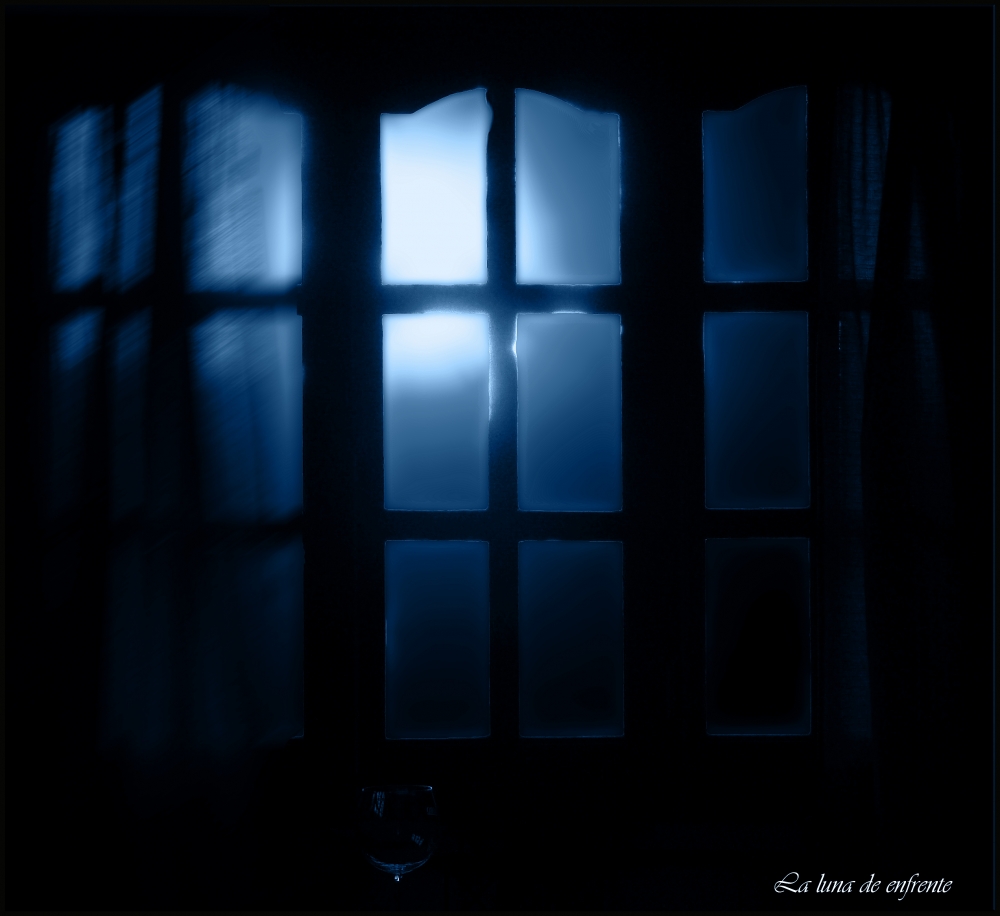 "la luna de enfrente" de Nora Lilian Iturbide ( Noral )