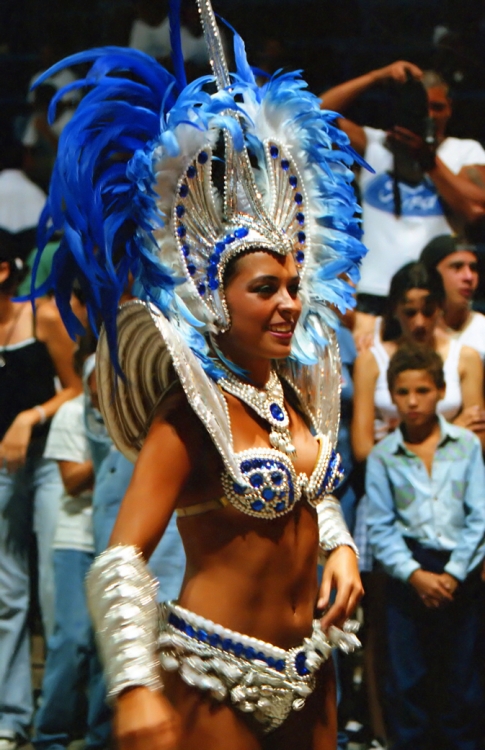 "Carnaval II" de Alberto Jara