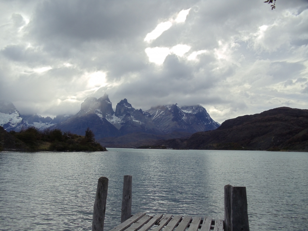 "Torres del Paine, lago Pehoe" de Mara Sara Diaz