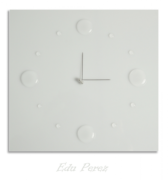 "Reloj" de Eduardo Perez. B