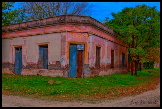 "La Casa Rosada (Uribelarrea)" de Jose Carlos Kalinski