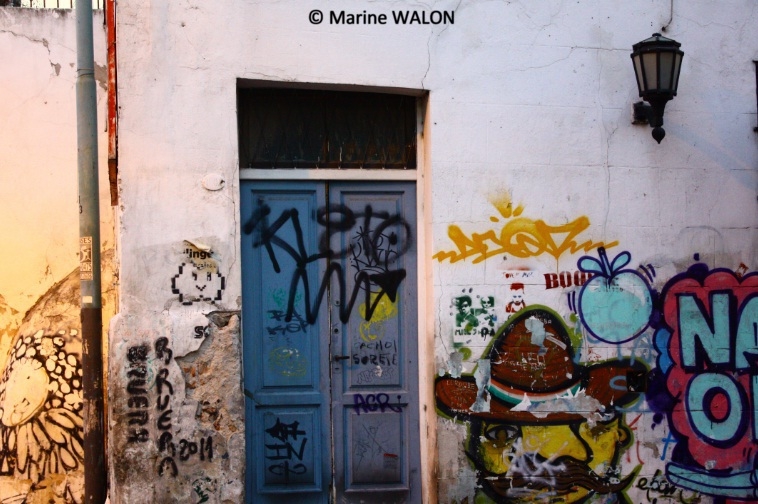 "puerta y pintura" de Marine Walon