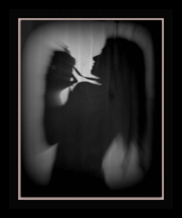"Retrato de una sombra" de Paula Aguirre