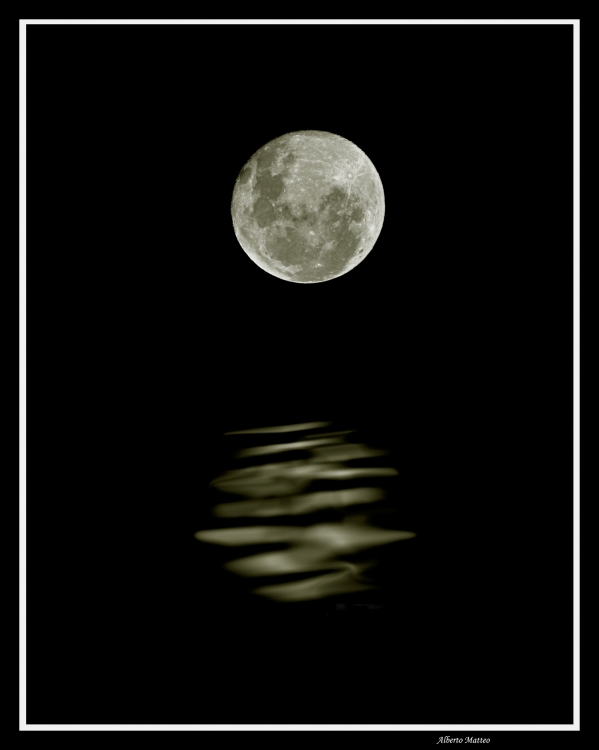 "La noche que la luna....pinto mi rio !!" de Alberto Matteo