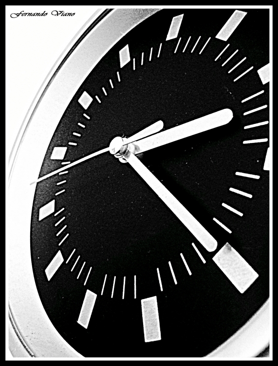 "Detener el tiempo" de Fernando Viano