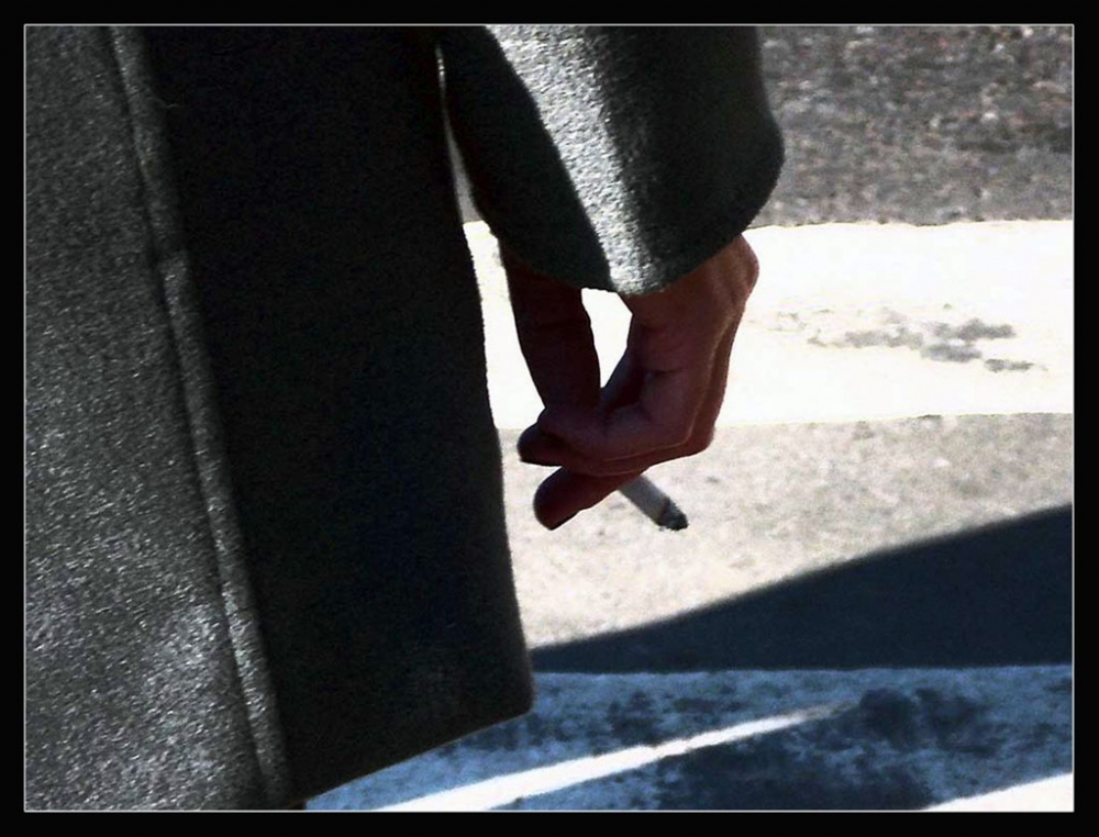 "Sobretodo fumando" de Mascarenhas Cmara. Juan de Brito