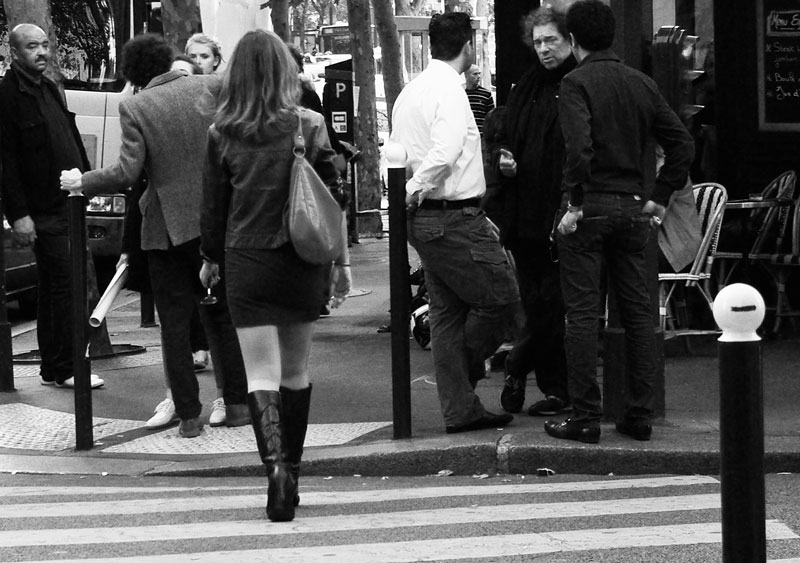 "Gente en la calle." de Felipe Martnez Prez