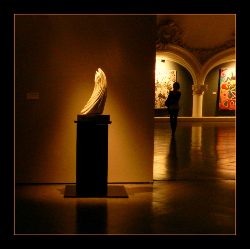 "De Museo II" de Lorna Aguirre