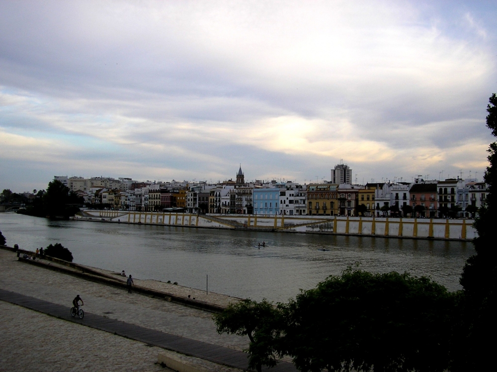 "Barrio de Triana, a orillas del Guadalquivir" de Mercedes Pasini