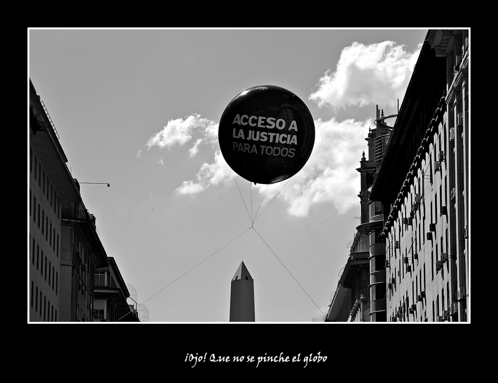 "Ojo! Que no se pinche el globo" de Alberto Elizalde