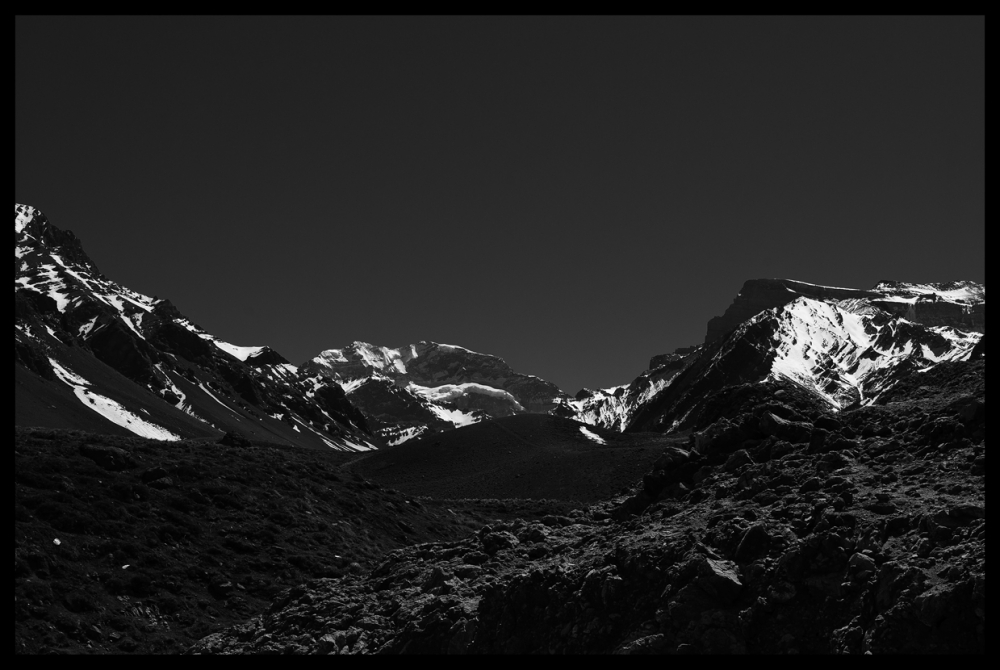 "Cordillera en B y N." de Rubn Jozami