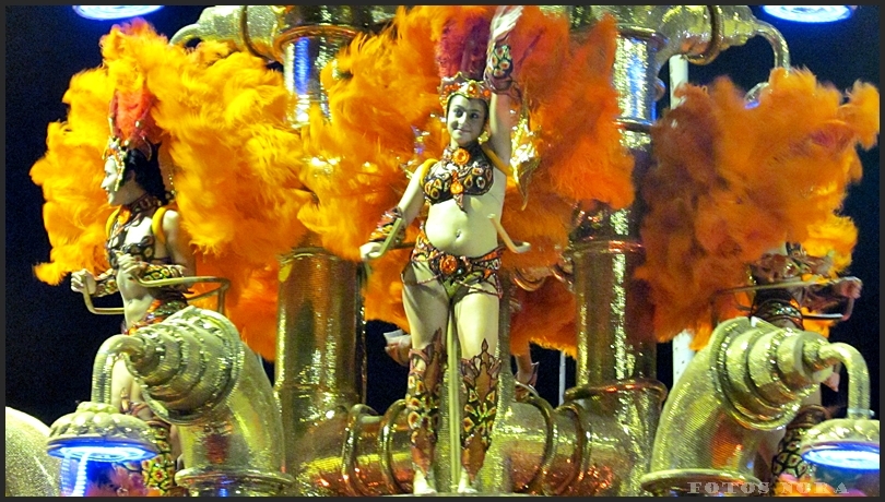 "Carnaval en gualeguaychu....." de Nora Noemi Bonnot
