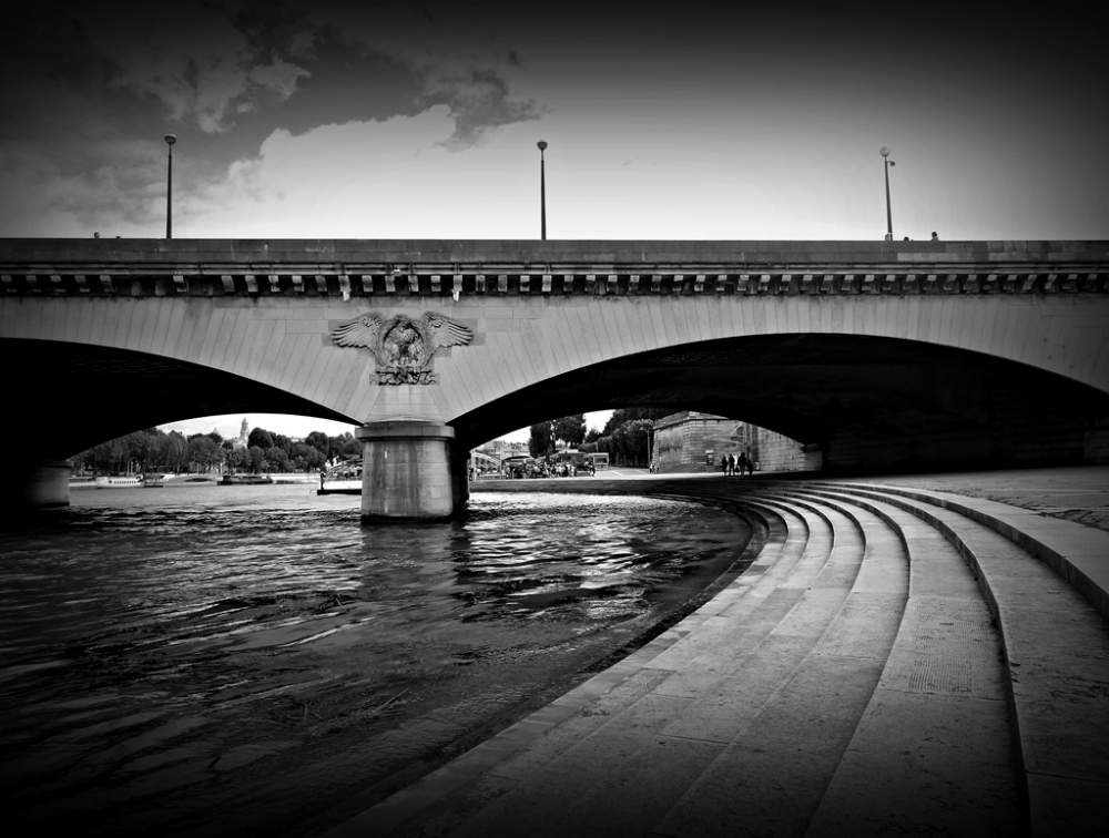 "Under the bridge" de Silvia Chamorro