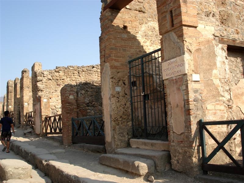 "Ruinas de Pompeya" de Teresa Ternavasio