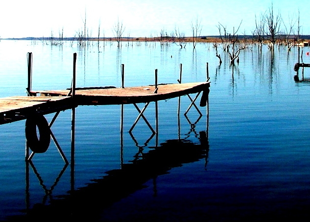 "muelle sito en la laguna" de Ricardo Picco
