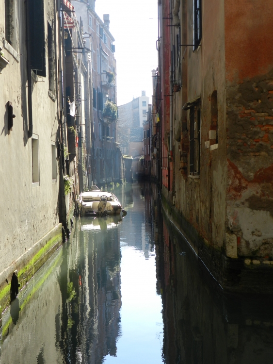 "Amanece en Venecia" de Lorna Aguirre