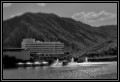Hotel y lago Potrero de los Funes
