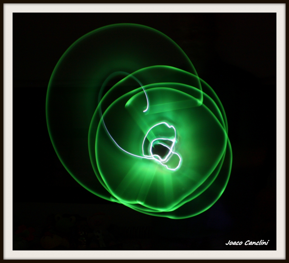 "espiral de luz !!!!!" de Joaquin Canclini