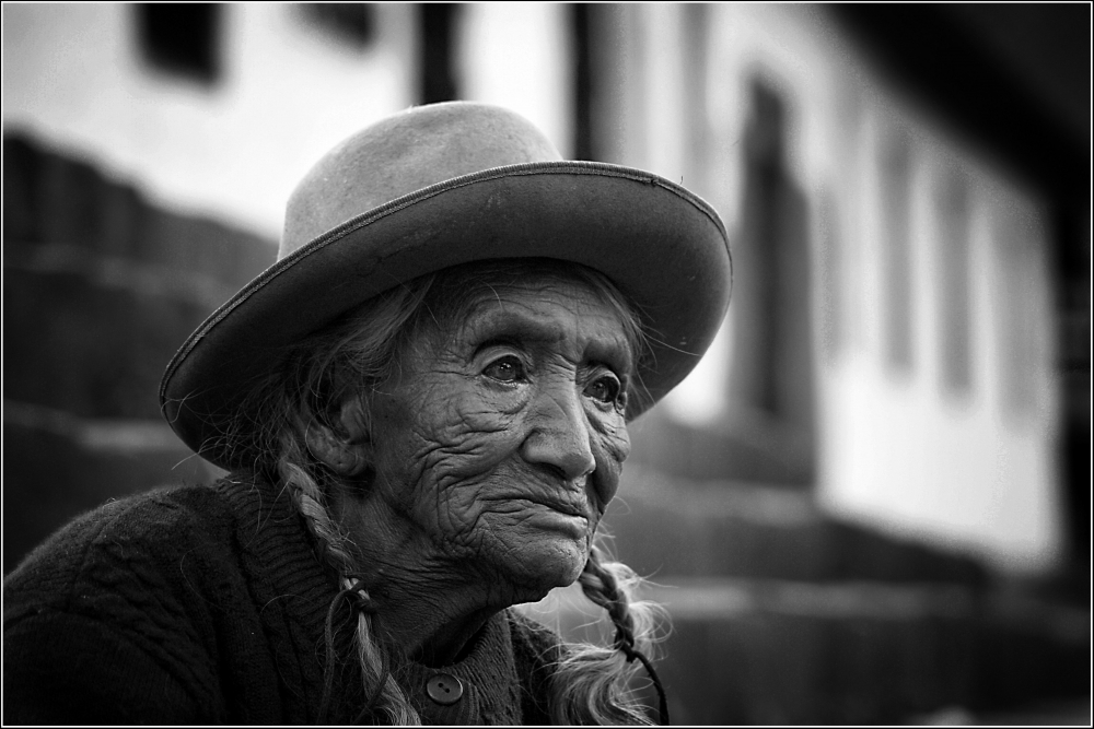 "Anciana de Andahuaylillas - La Capilla Sixtina Sud" de Claudio Salvagni