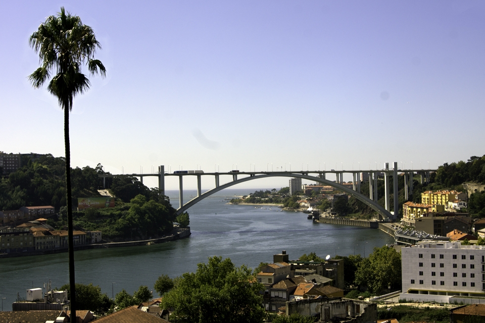 "Pontes do Porto - Arrbida - Portugal" de Jos Magalhes