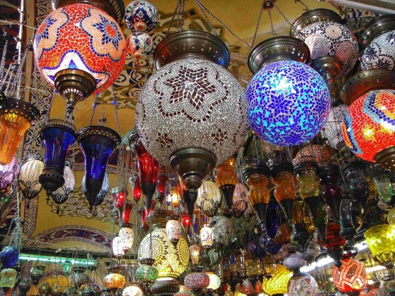 "Lamparas en el Gran Bazar de Estambul" de Ricardo Buceta