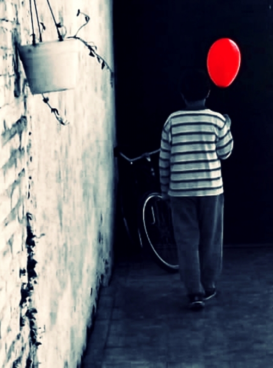 "Le ballon rouge" de Juan Menoni