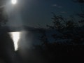 Reflejo de luna en lago Nahuel Huapi - Bariloche