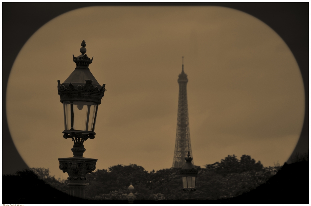 "Bajo el cielo de Paris..." de Maria Isabel Hempe