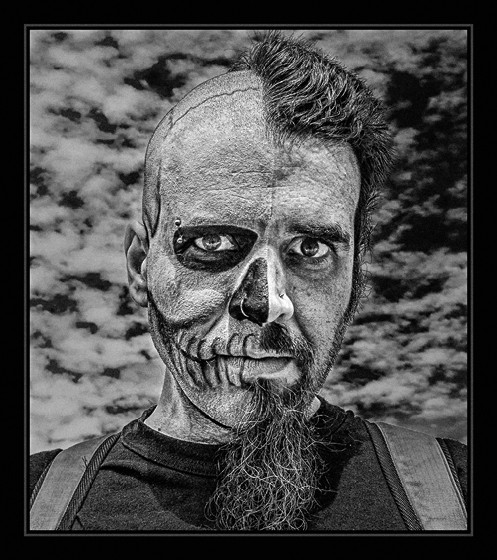 "Retrtao de un Zombie 2" de Jose Carlos Kalinski