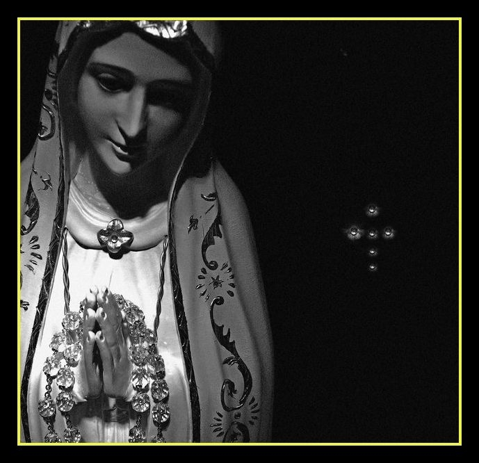 "Santa Madre Virgen de Fatima" de Cristian de Los Rios