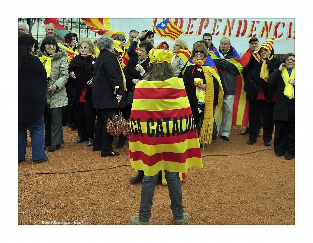 "Por la independencia de Catalua" de Bea Albornoz - ( Beazulina )